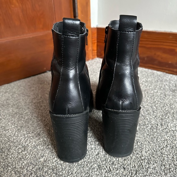 Black leather platform booties - Picture 3 of 5